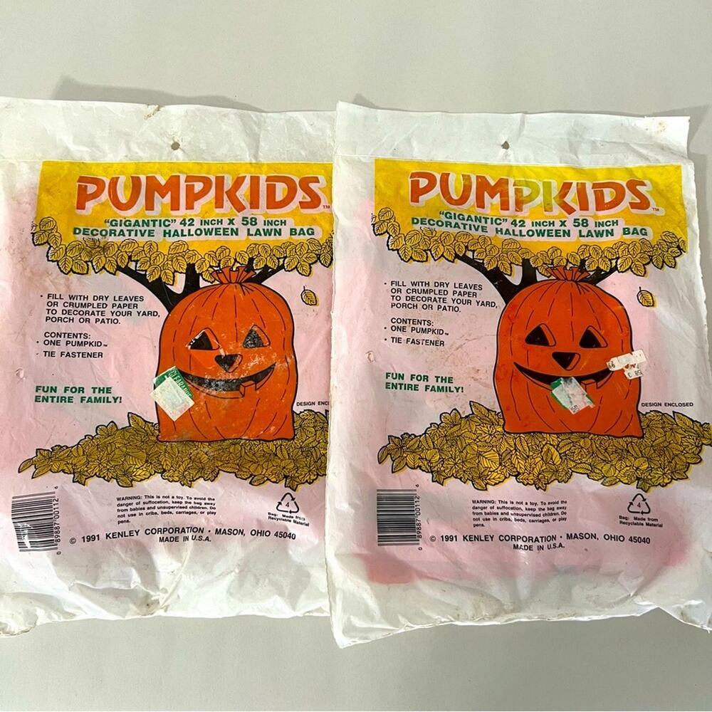 Vintage Giant Decorative Halloween Pumpkin Lawn Bags 1991 Lot of 2